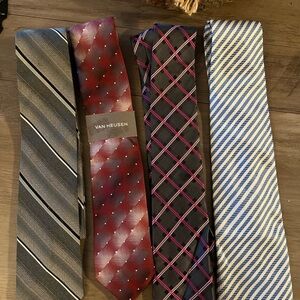 4 Men's Tie Set - Gray, Red, Black, Blue